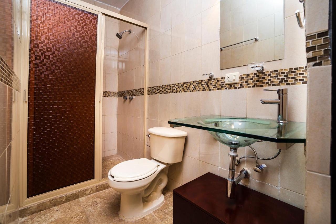 San Jose Suites Boutique Linares Bagian luar foto