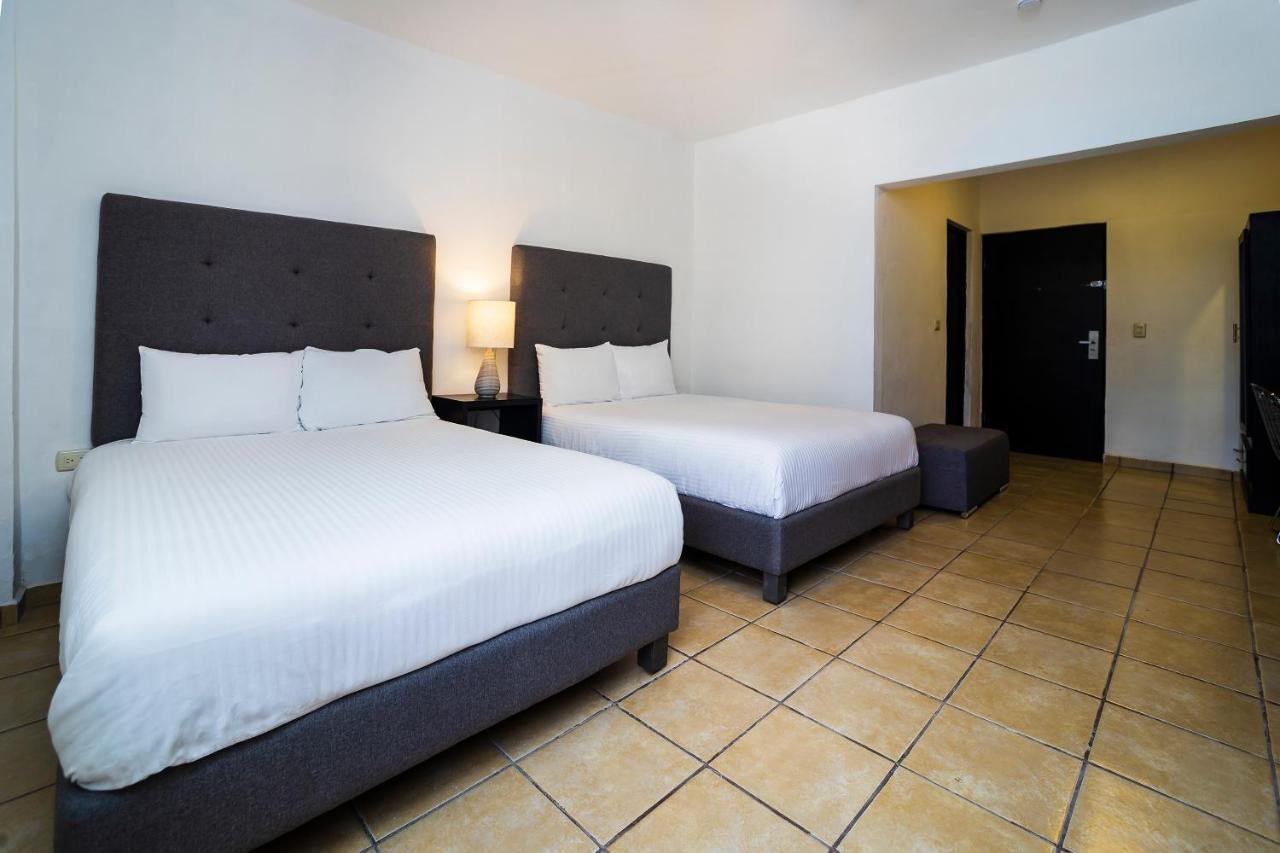 San Jose Suites Boutique Linares Bagian luar foto
